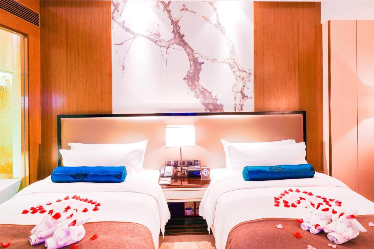 Argyle Grand Hotel Xingyi  Eksteriør billede