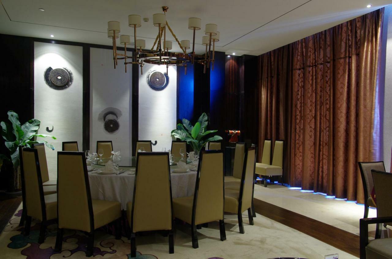Argyle Grand Hotel Xingyi  Eksteriør billede